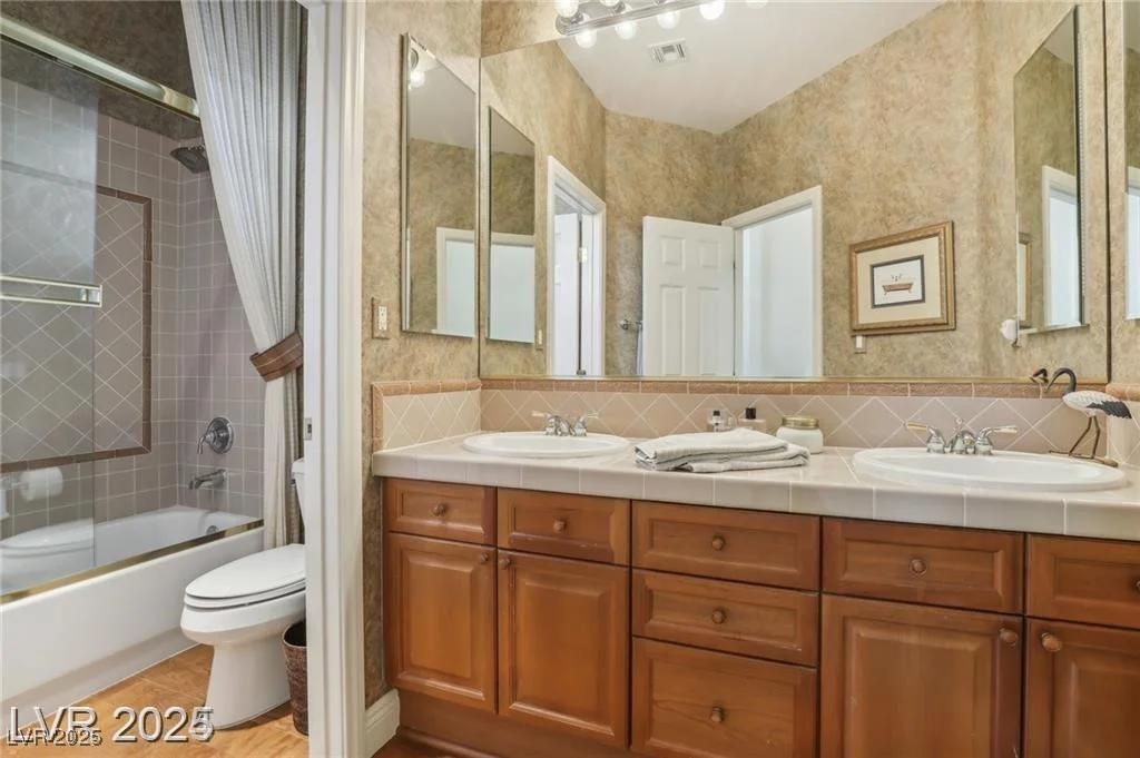 613 Pinnacle Heights, Las Vegas, NV 89144