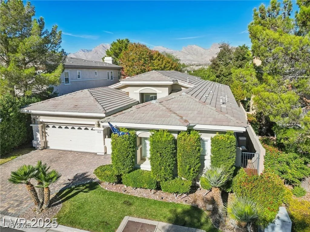 613 Pinnacle Heights, Las Vegas, NV 89144