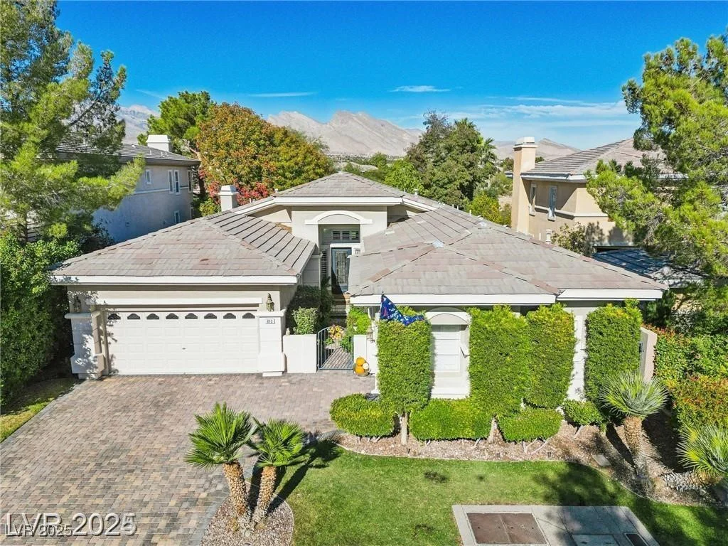 613 Pinnacle Heights, Las Vegas, NV 89144