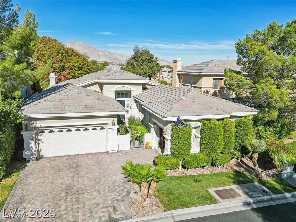 613 Pinnacle Heights, Las Vegas, NV 89144