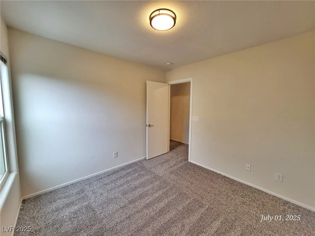 6621 Churnet Valley, Las Vegas, NV 89139