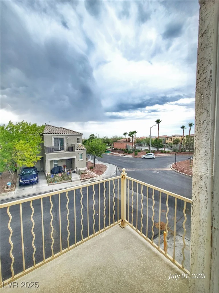 6621 Churnet Valley, Las Vegas, NV 89139