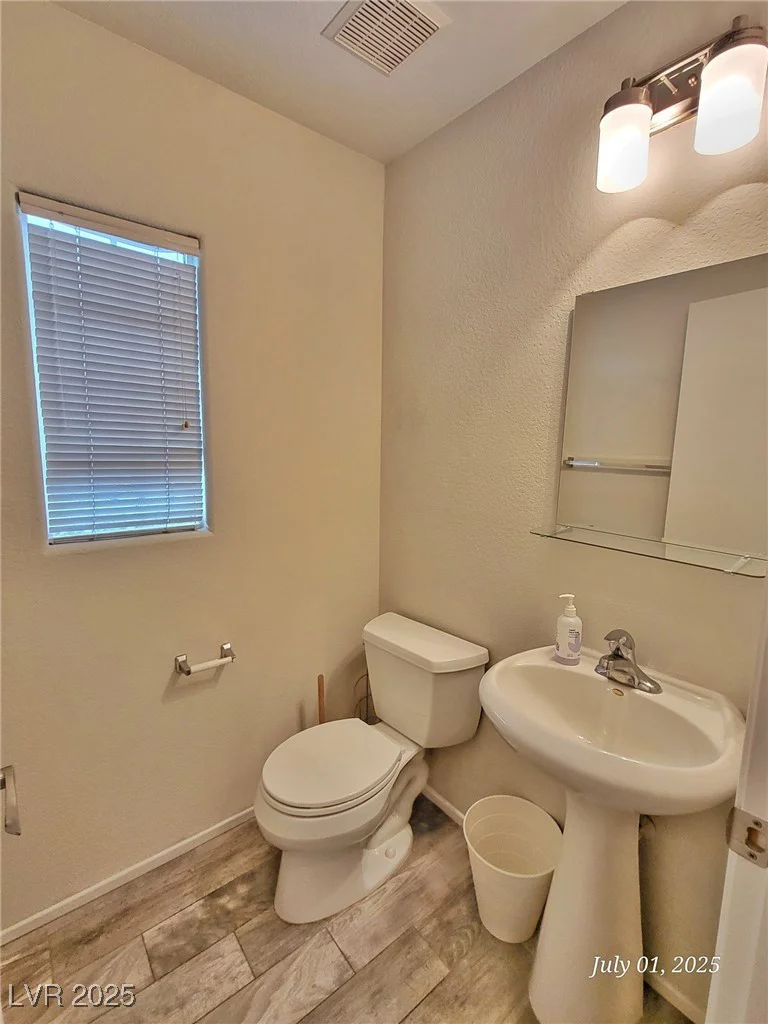 6621 Churnet Valley, Las Vegas, NV 89139