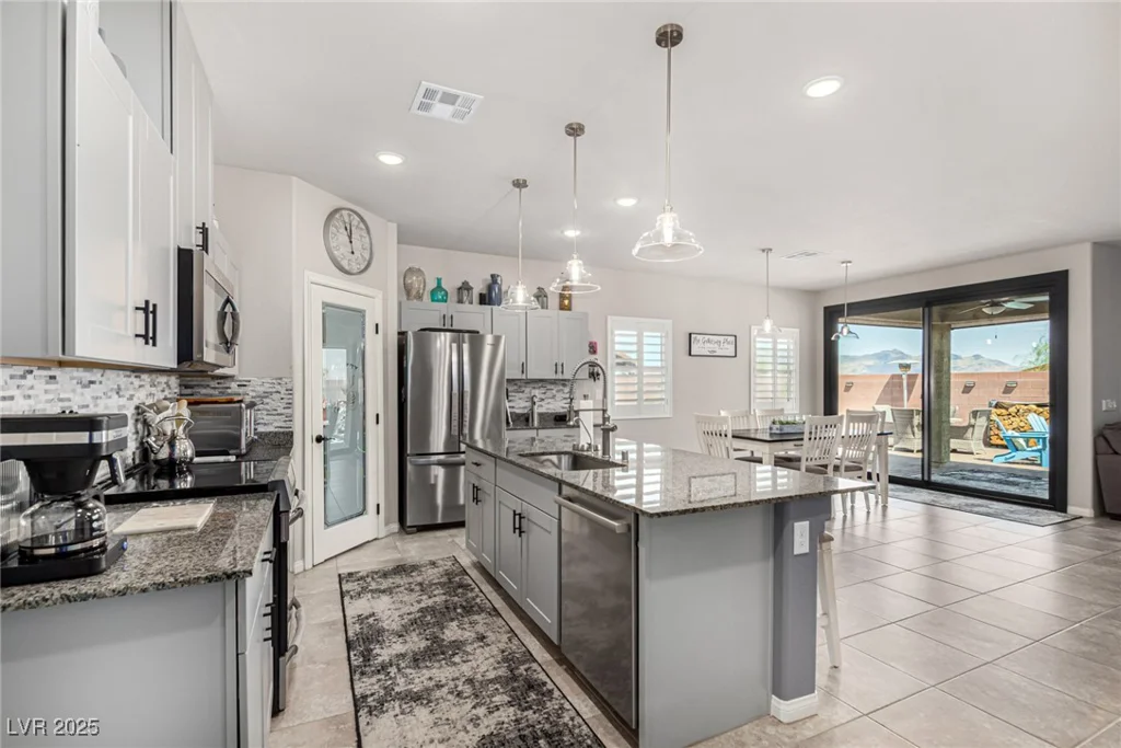 146 Hawk, Pahrump, NV 89060