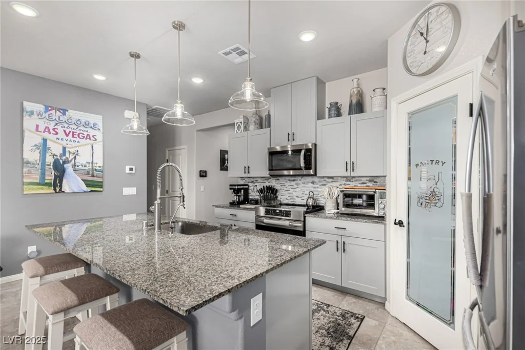 146 Hawk, Pahrump, NV 89060