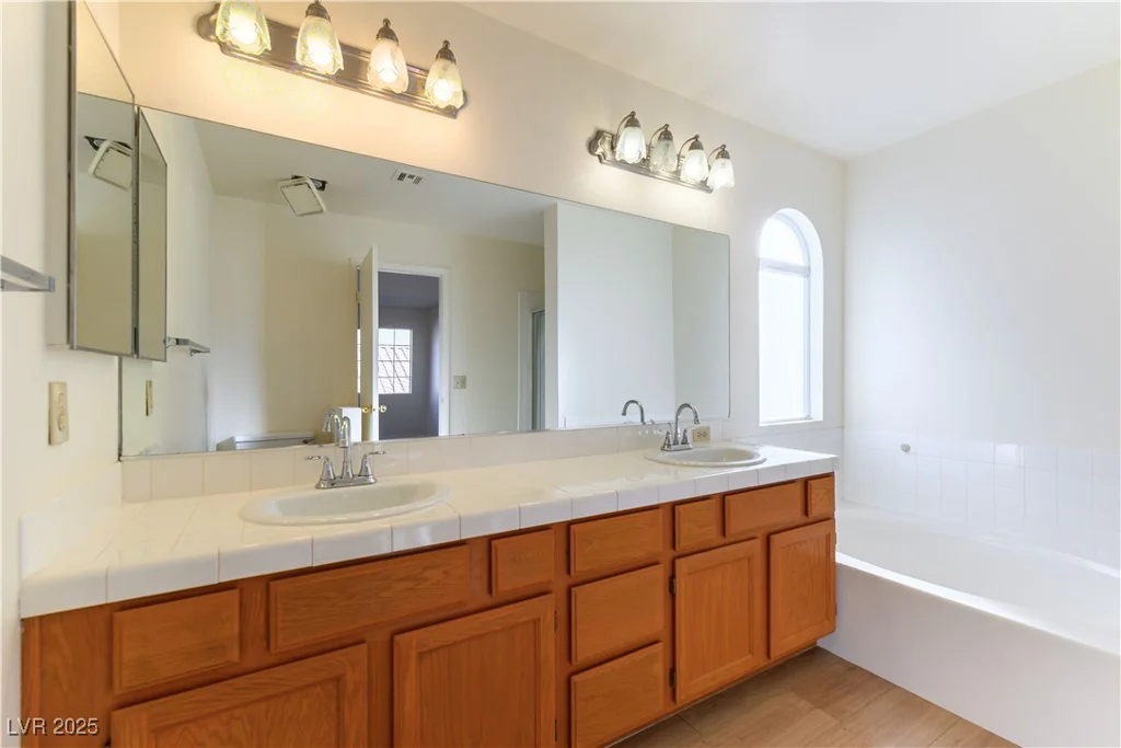 8217 Maplestar, Las Vegas, NV 89128