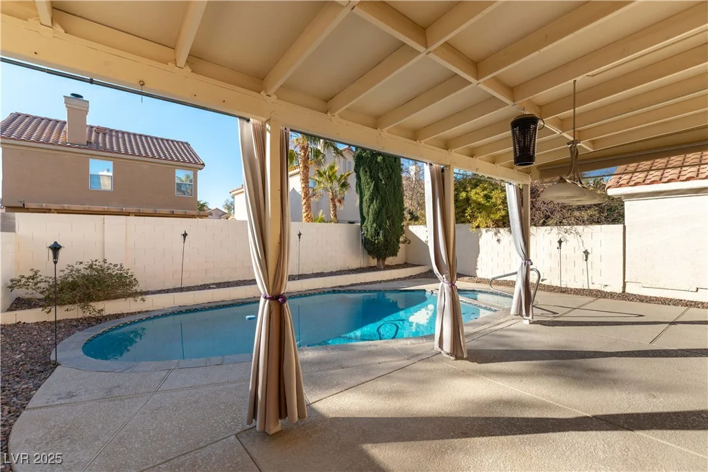 8217 Maplestar, Las Vegas, NV 89128