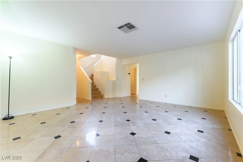 8217 Maplestar, Las Vegas, NV 89128