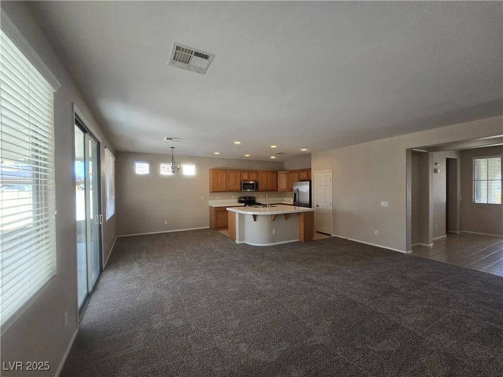 7572 Coyote Cave, Las Vegas, NV 89113