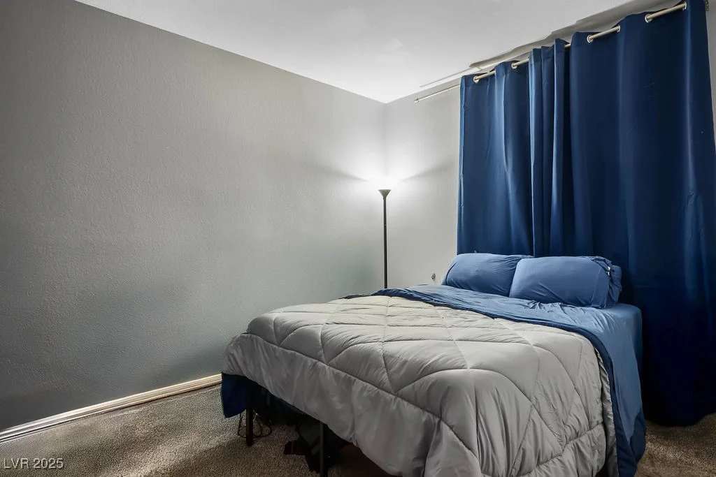 9722 Glittering Star, Las Vegas, NV 89147
