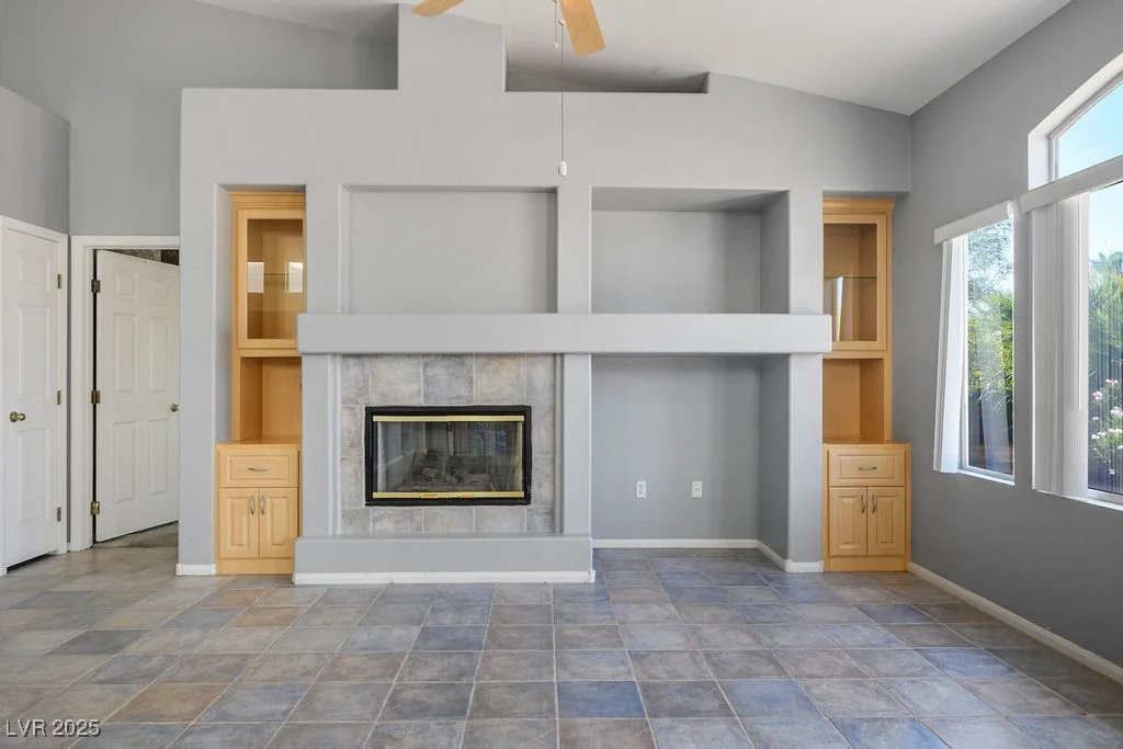 9722 Glittering Star, Las Vegas, NV 89147