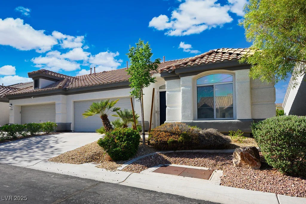 9722 Glittering Star, Las Vegas, NV 89147