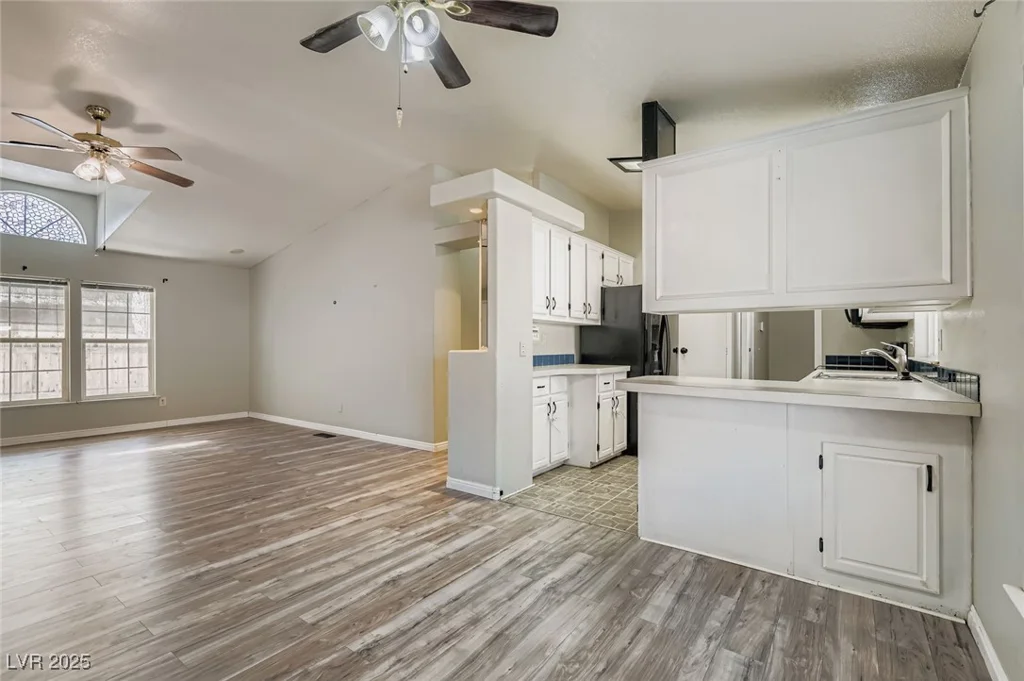 5922 Cardinal Rose, Las Vegas, NV 89122