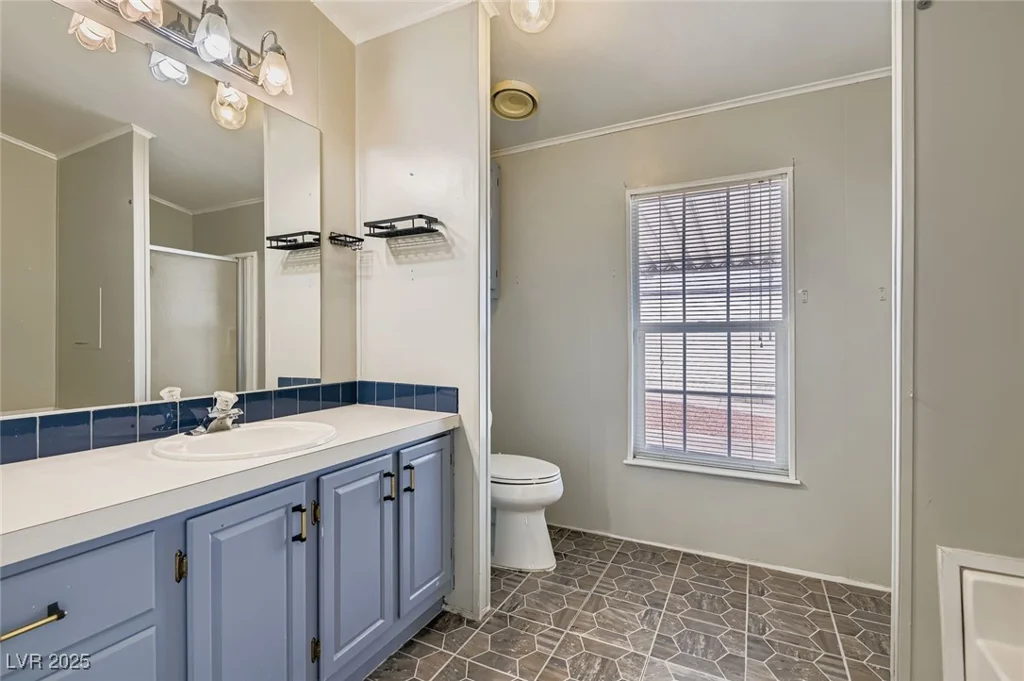 5922 Cardinal Rose, Las Vegas, NV 89122