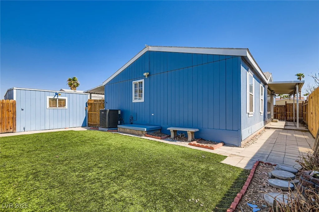 5922 Cardinal Rose, Las Vegas, NV 89122