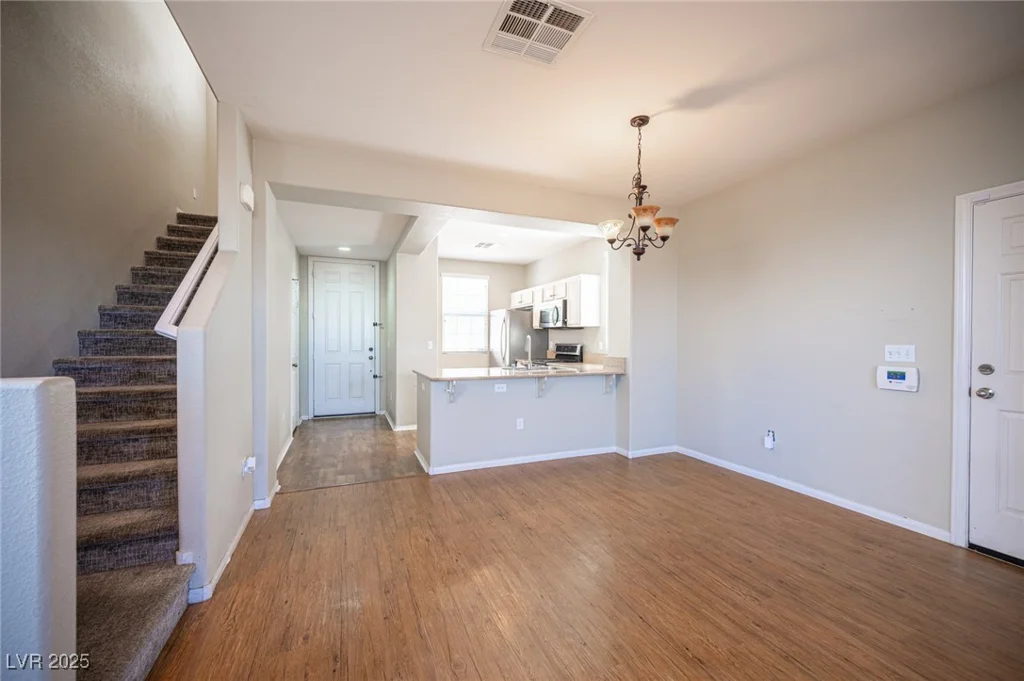 8368 Creek Canyon, Las Vegas, NV 89113