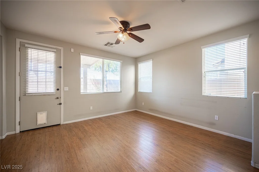 8368 Creek Canyon, Las Vegas, NV 89113