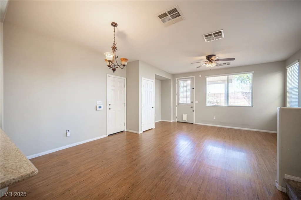 8368 Creek Canyon, Las Vegas, NV 89113