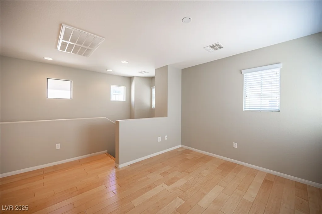 8368 Creek Canyon, Las Vegas, NV 89113