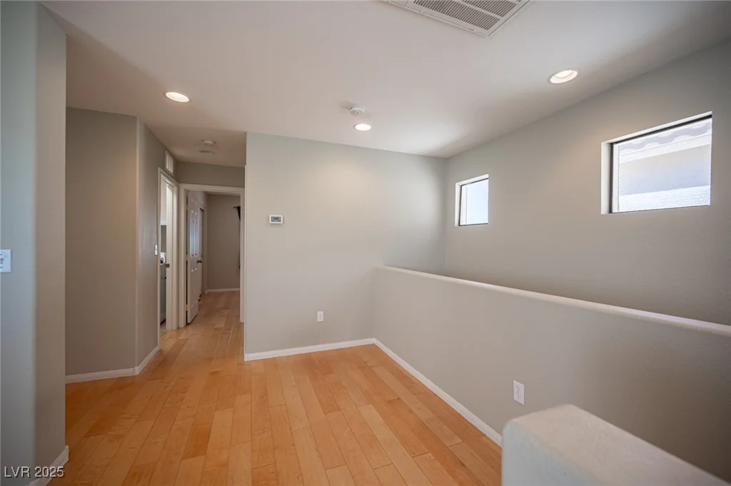 8368 Creek Canyon, Las Vegas, NV 89113