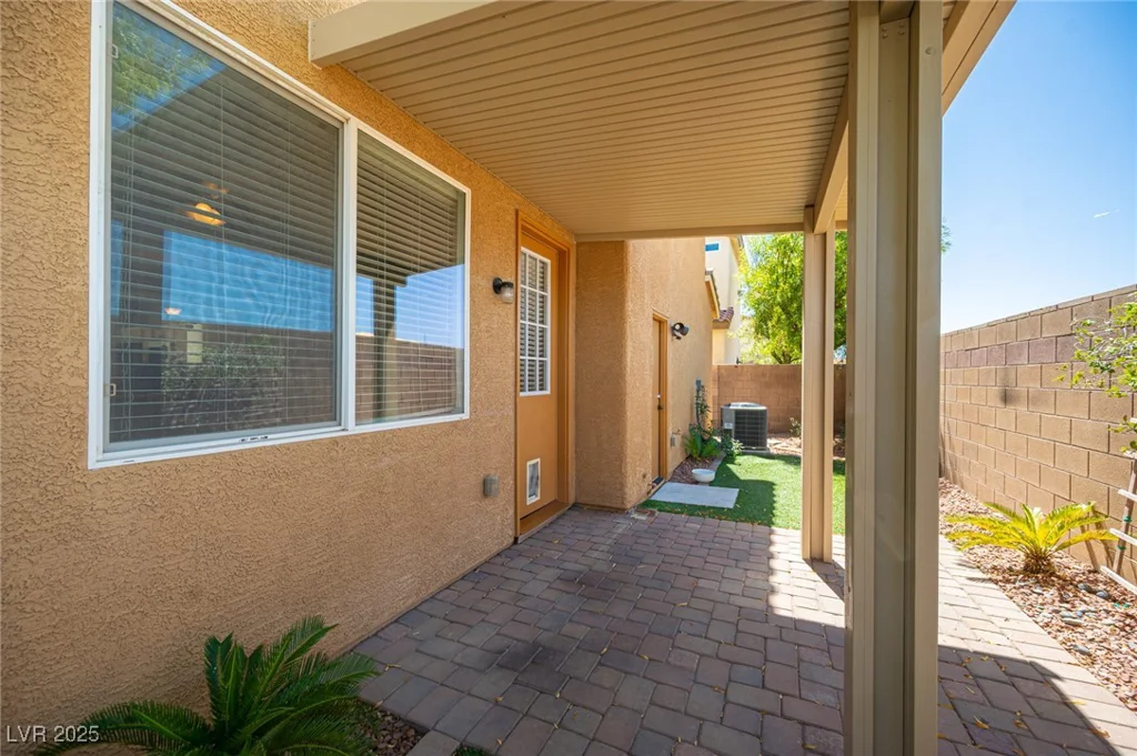 8368 Creek Canyon, Las Vegas, NV 89113