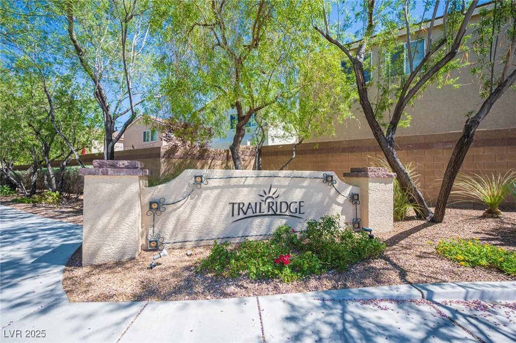 8368 Creek Canyon, Las Vegas, NV 89113