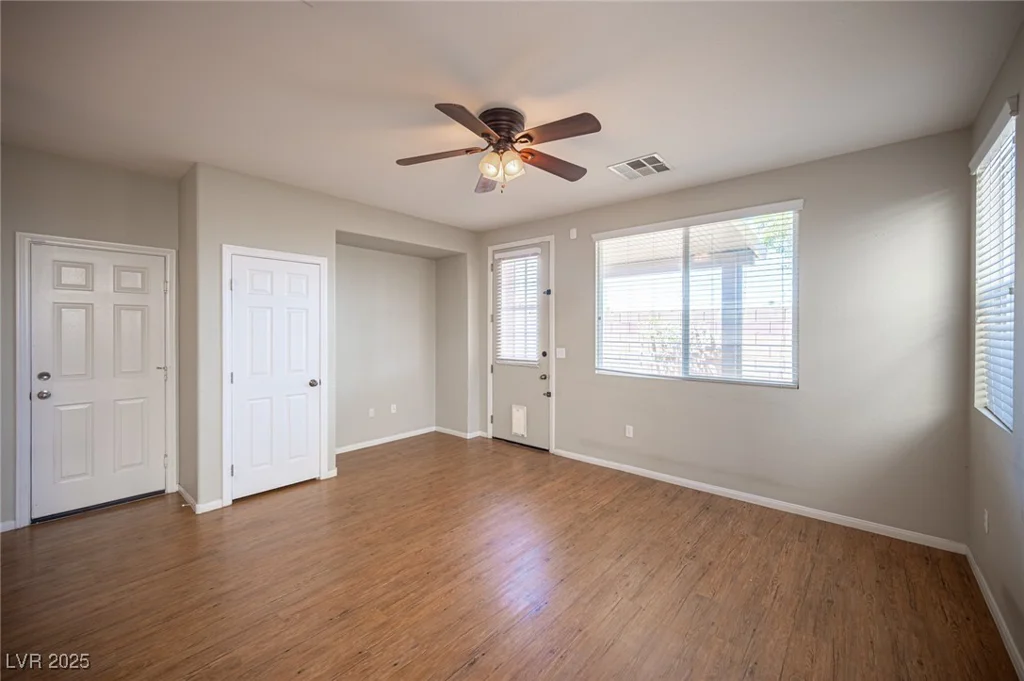 8368 Creek Canyon, Las Vegas, NV 89113