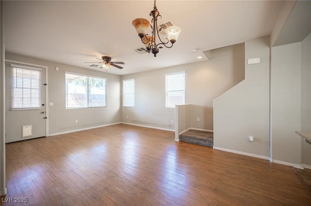 8368 Creek Canyon, Las Vegas, NV 89113