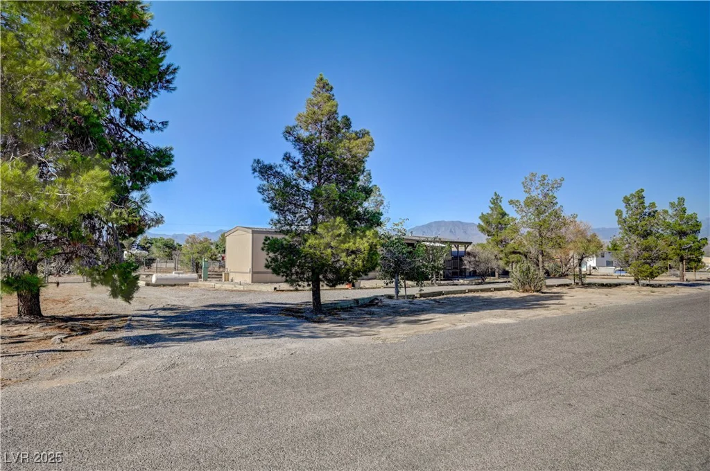 640 Alaska, Pahrump, NV 89060
