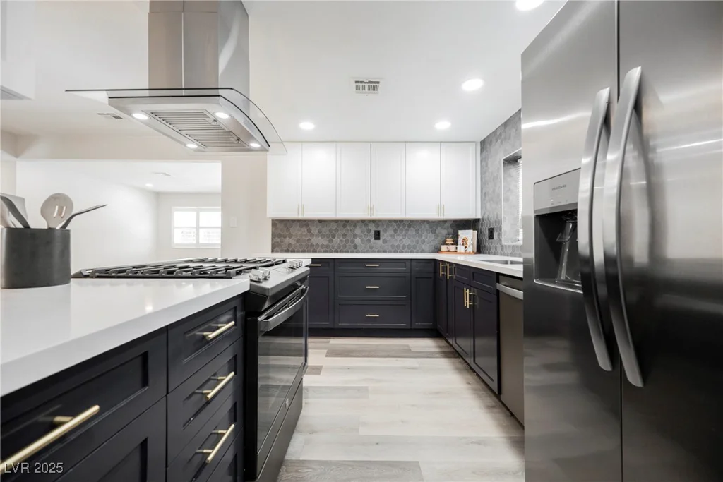 1712 Oakey, Las Vegas, NV 89104