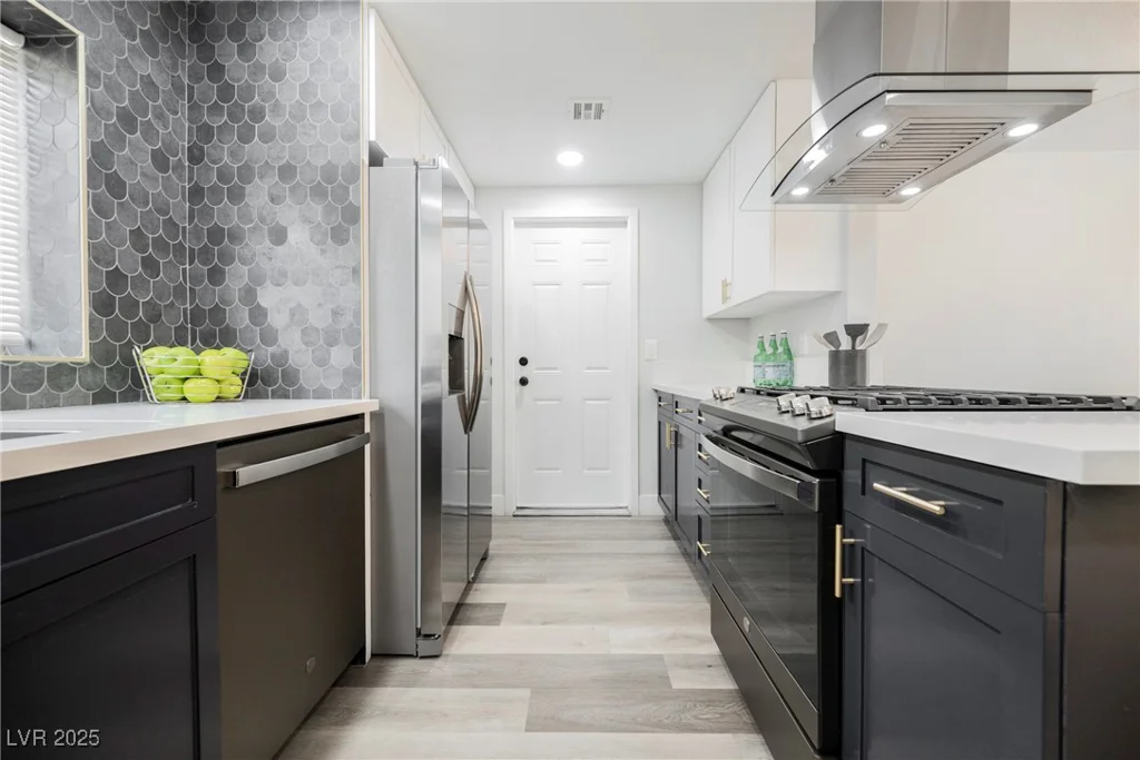 1712 Oakey, Las Vegas, NV 89104