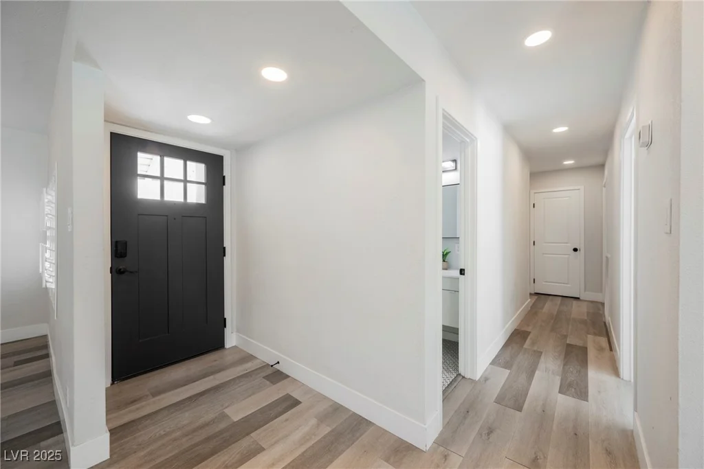 1712 Oakey, Las Vegas, NV 89104