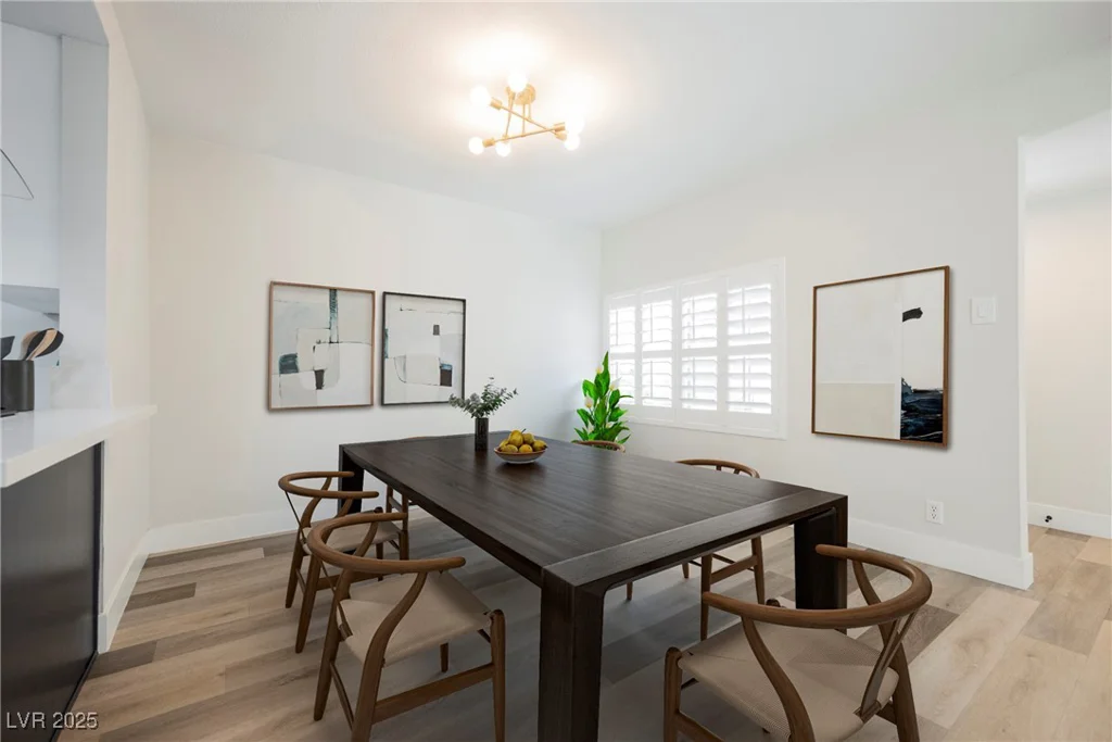 1712 Oakey, Las Vegas, NV 89104