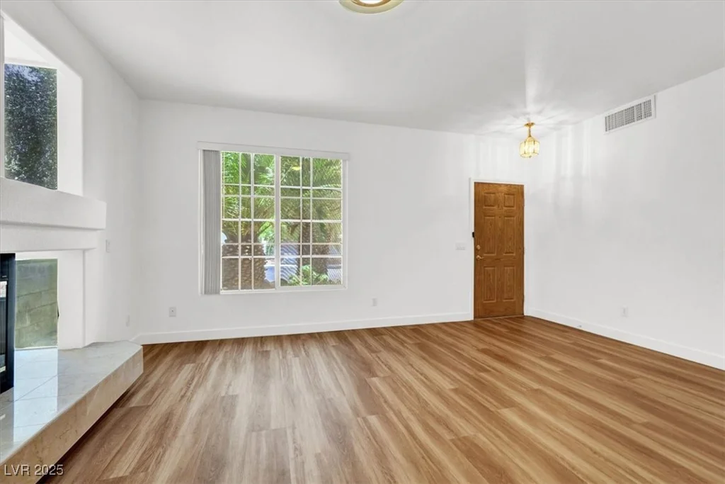 9824 Babys Breath, Las Vegas, NV 89183