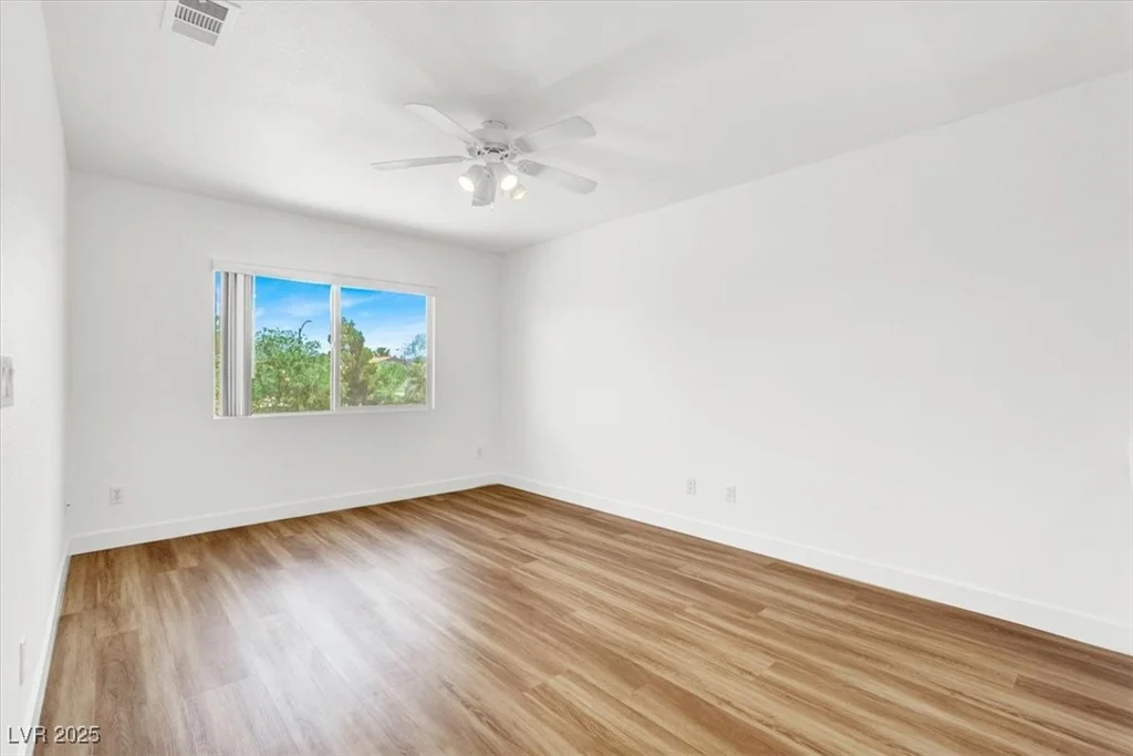 9824 Babys Breath, Las Vegas, NV 89183