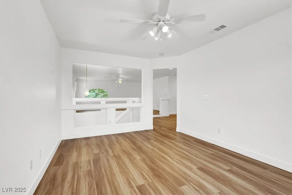 9824 Babys Breath, Las Vegas, NV 89183