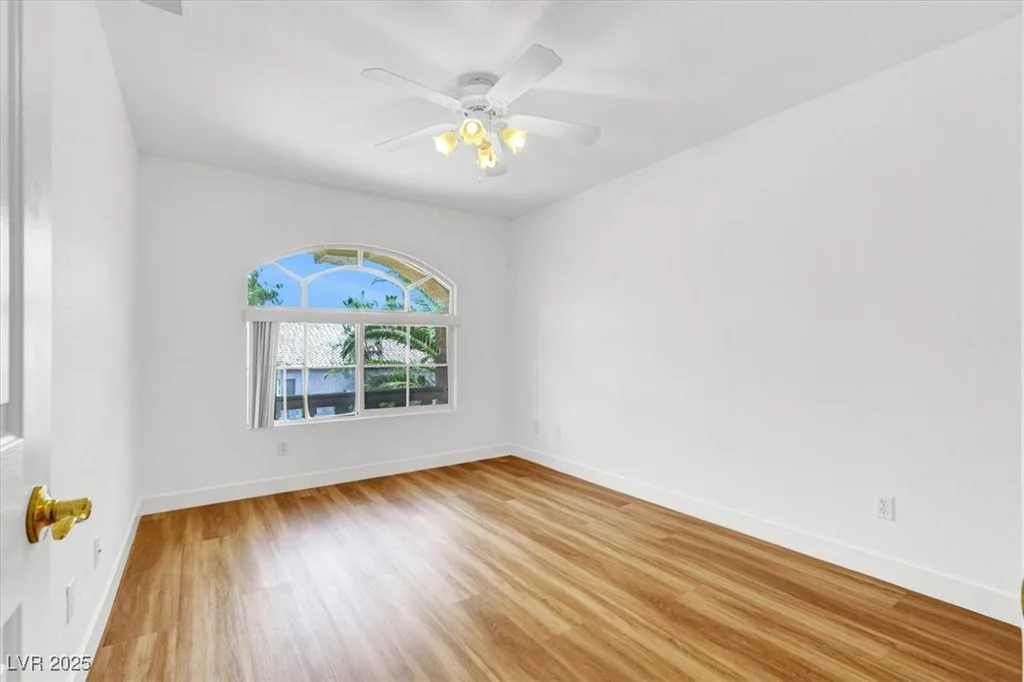 9824 Babys Breath, Las Vegas, NV 89183