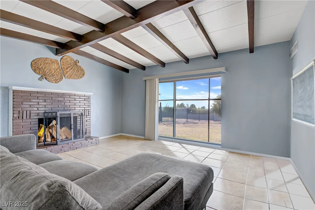10 Ronald, Las Vegas, NV 89110