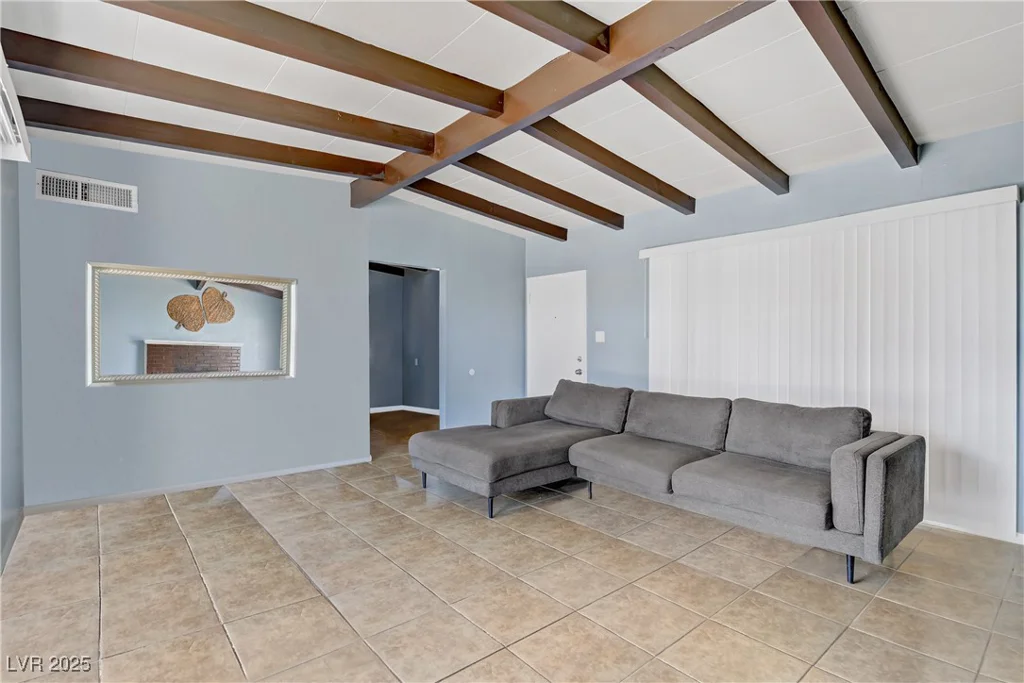 10 Ronald, Las Vegas, NV 89110