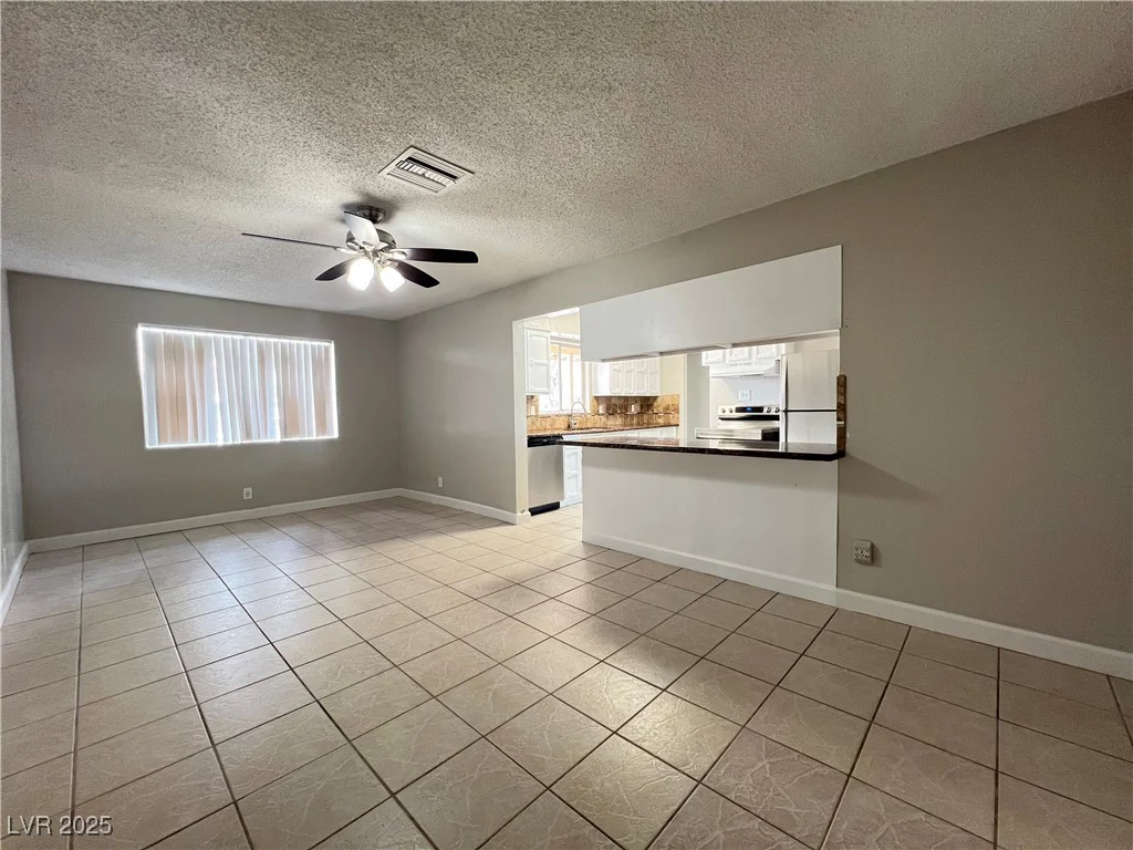 1338 Smoke Tree, Las Vegas, NV 89108