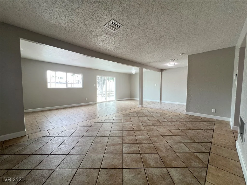 1338 Smoke Tree, Las Vegas, NV 89108