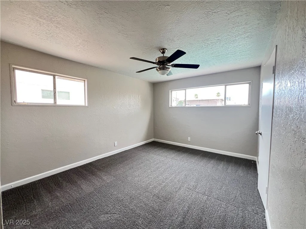 1338 Smoke Tree, Las Vegas, NV 89108