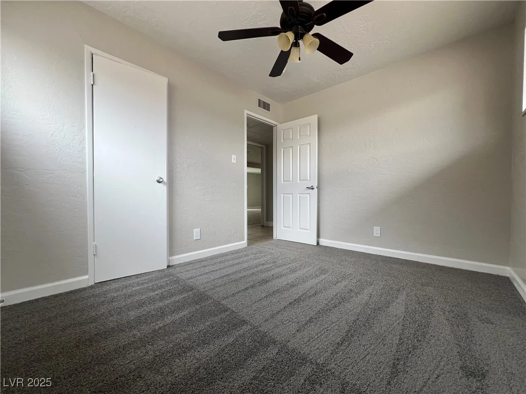 1338 Smoke Tree, Las Vegas, NV 89108