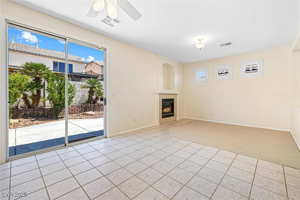6048 Halehaven, Las Vegas, NV 89110