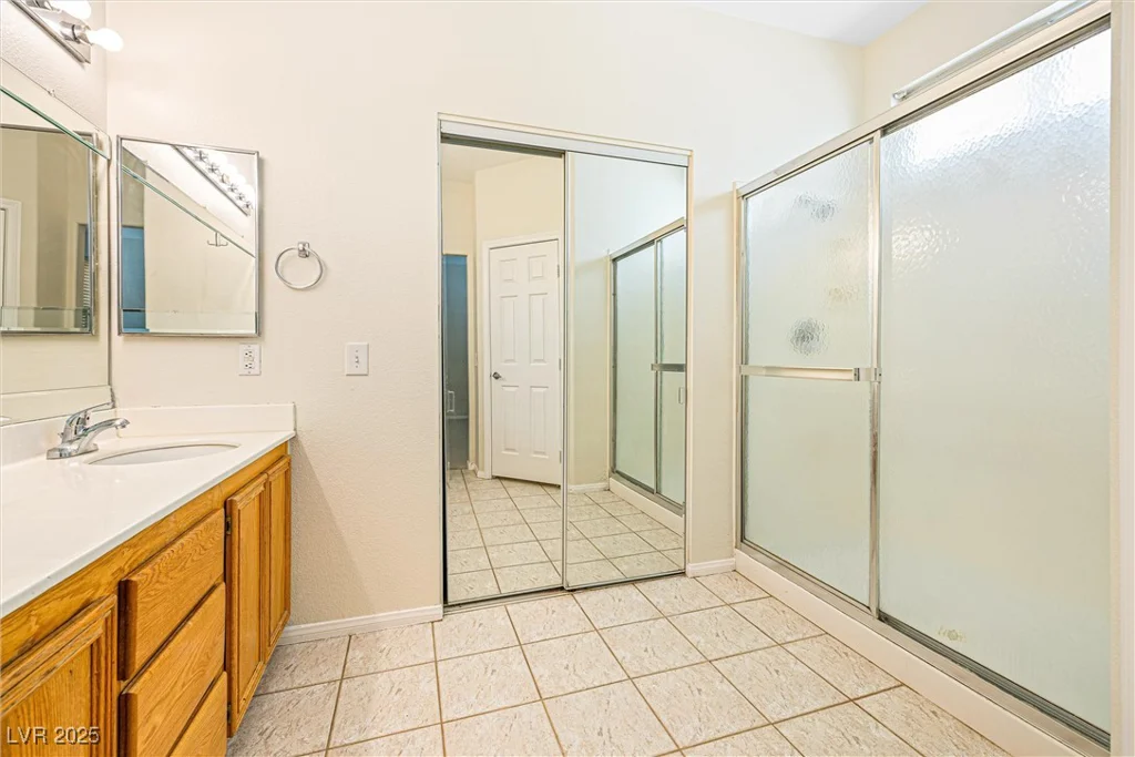 6048 Halehaven, Las Vegas, NV 89110