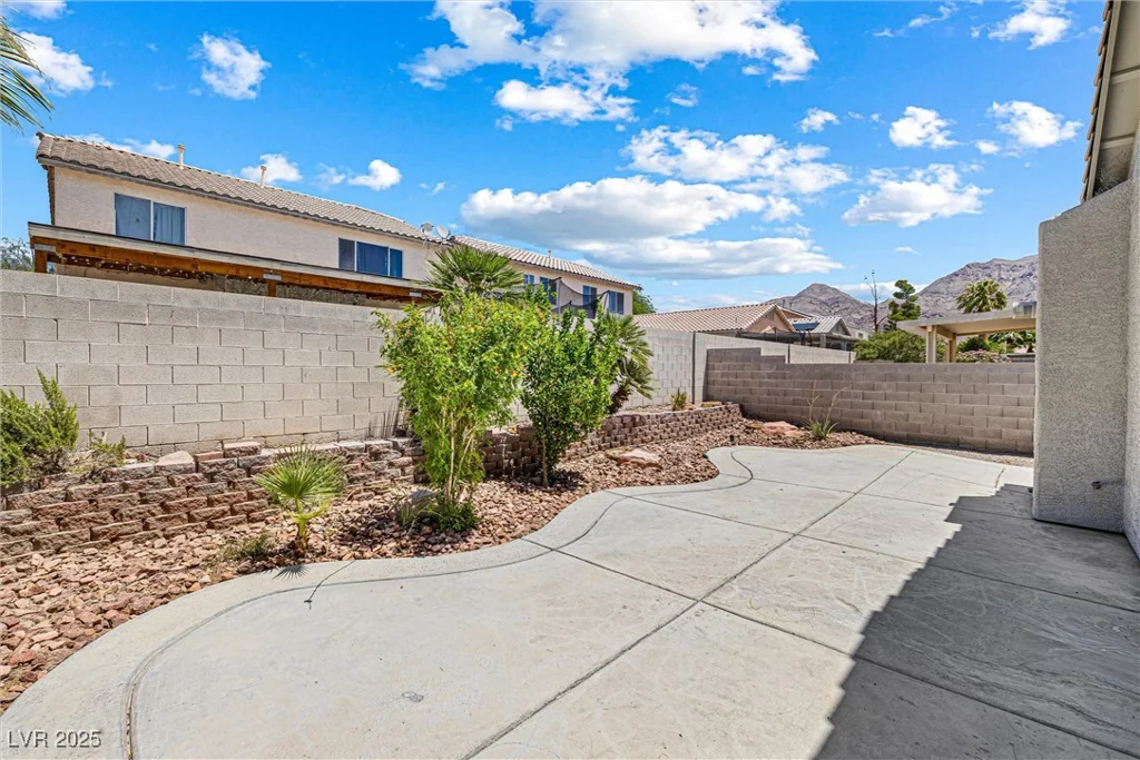 6048 Halehaven, Las Vegas, NV 89110