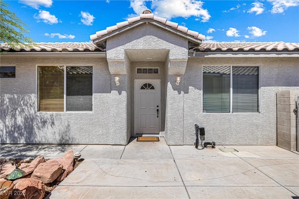 6048 Halehaven, Las Vegas, NV 89110