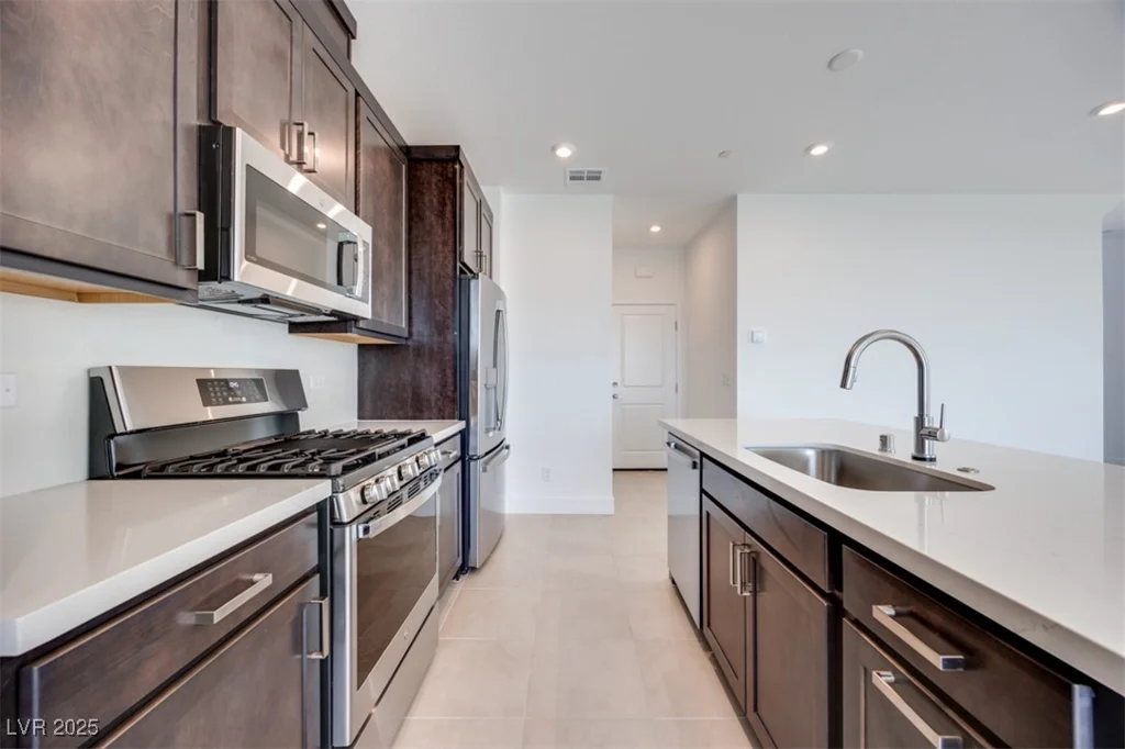 860 Echelon, Las Vegas, NV 89138
