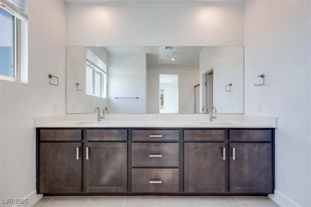 860 Echelon, Las Vegas, NV 89138