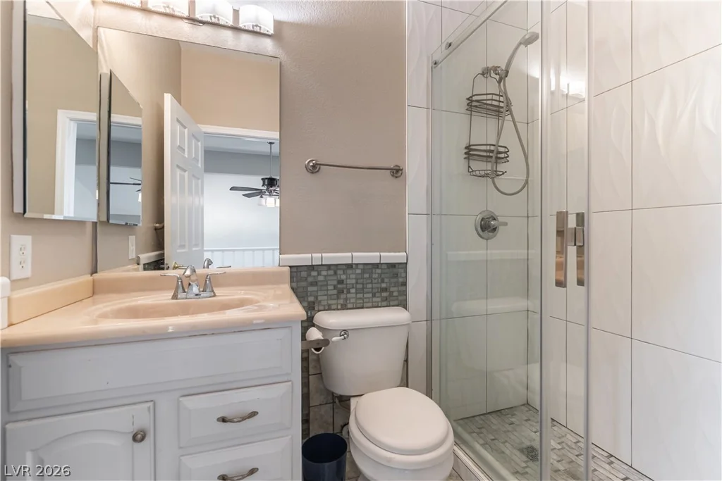 8960 Lansberry, Las Vegas, NV 89147